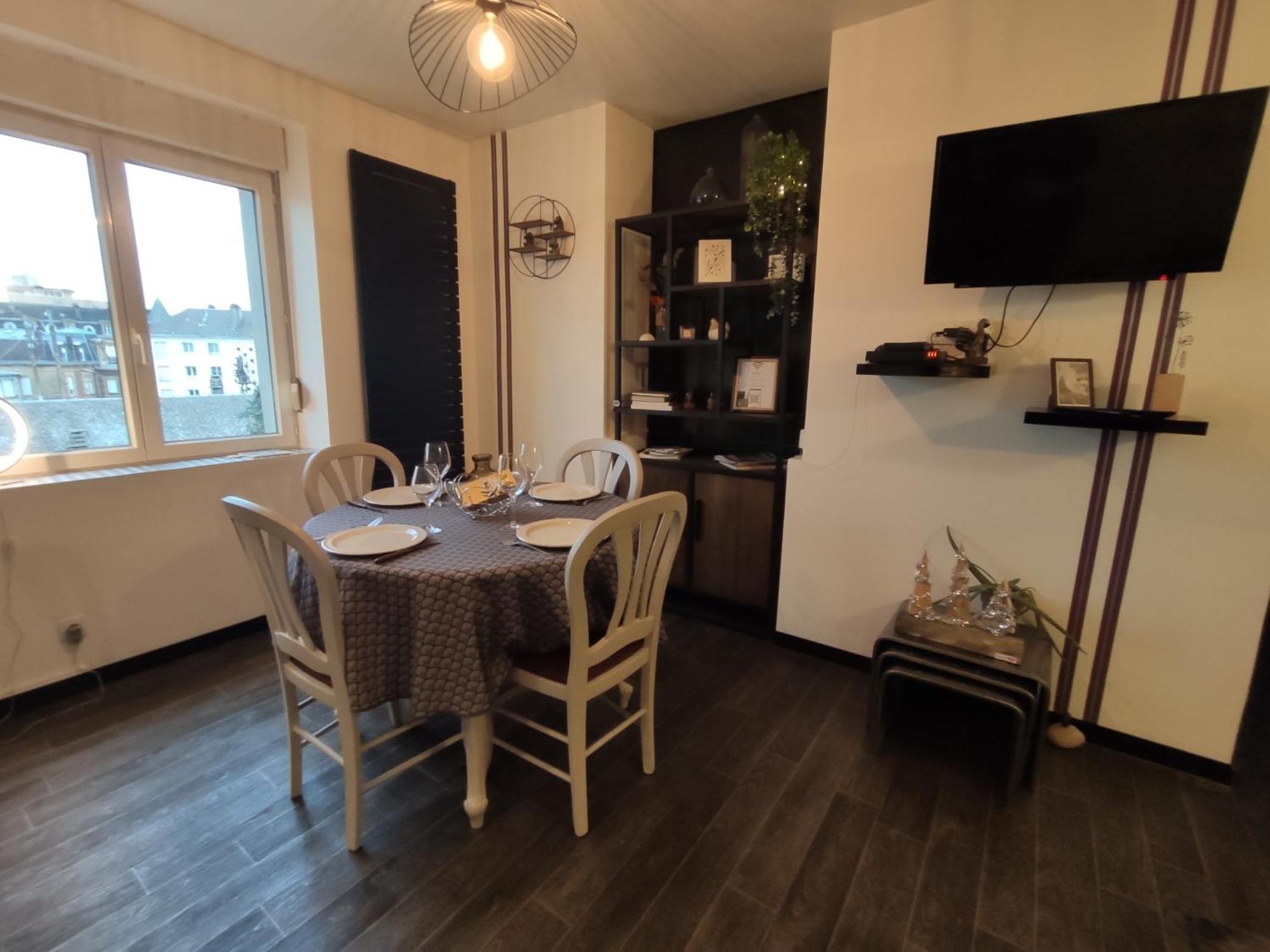 Appartement cosy idéalement situé Charleville-Mézières Extérieur photo